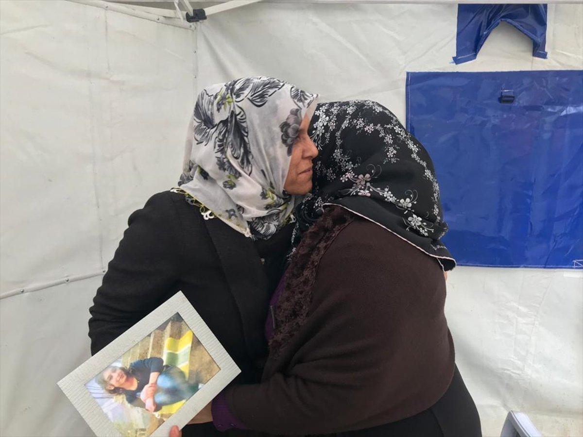 Diyarbakır'da bir anne daha evladına kavuştu