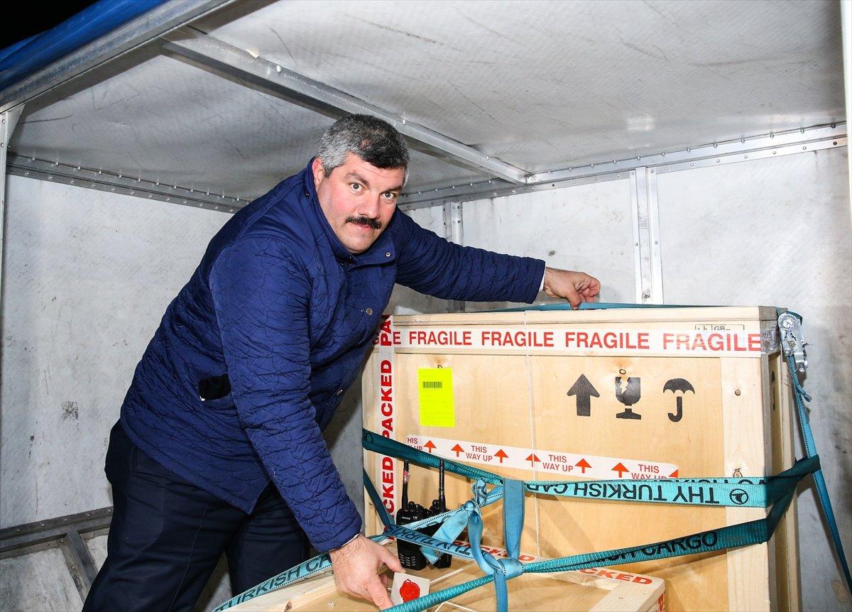 Yurt dışına kaçırılan iki kültür varlığı teslim alındı