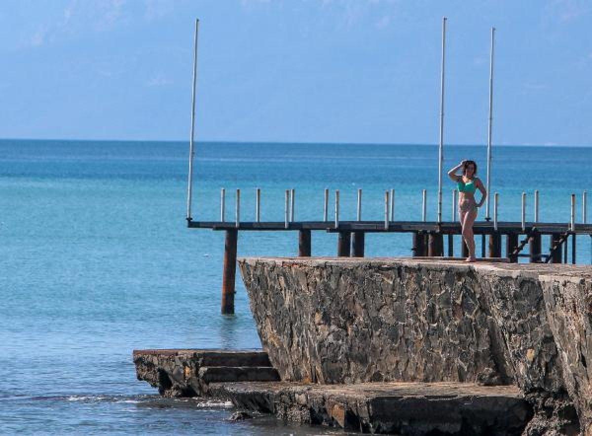 Antalya'da yazdan kalma sıcaklık