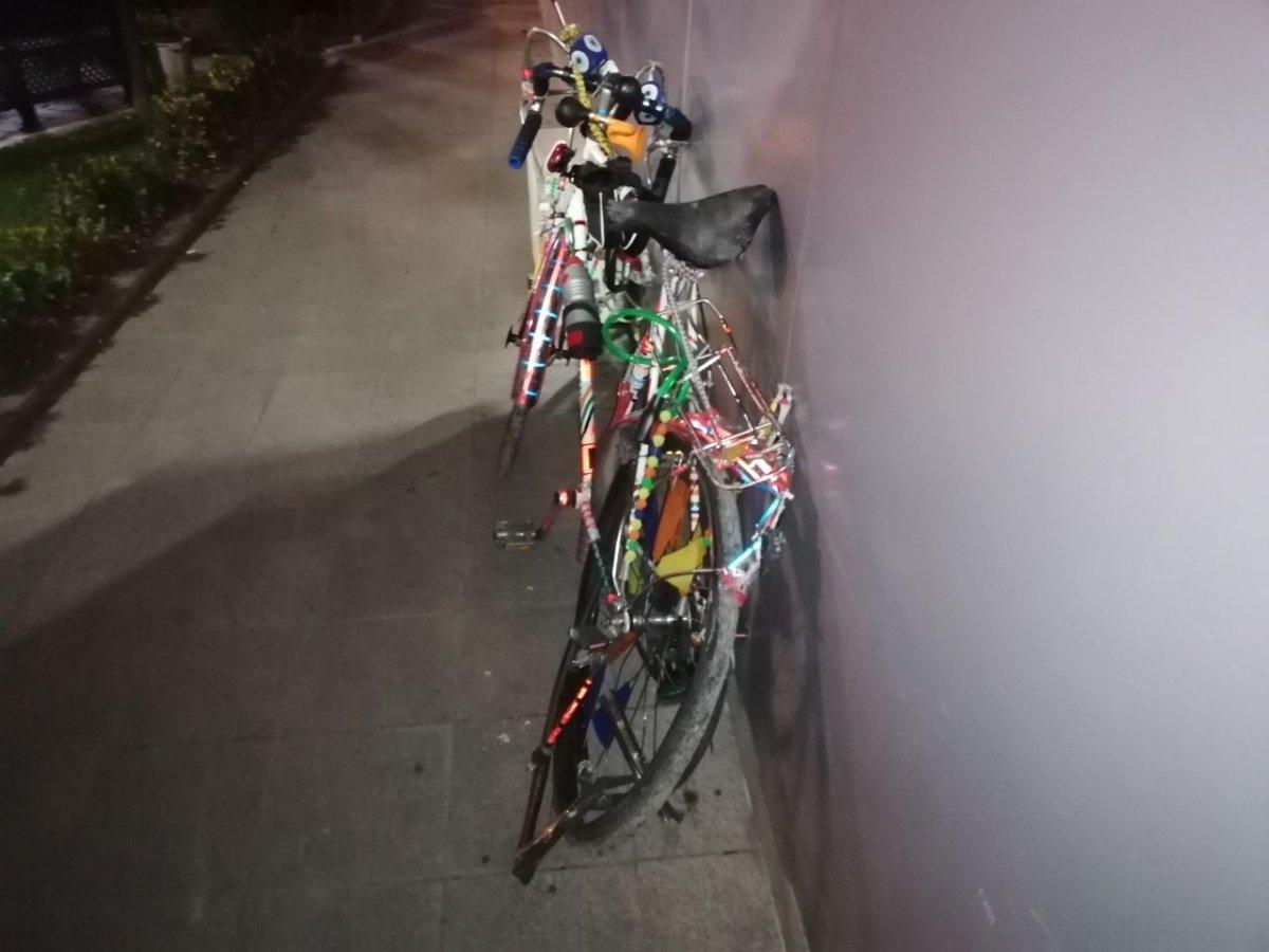 Kocaeli'de otomobil sürücüsü bisikletliye çarpıp kaçtı