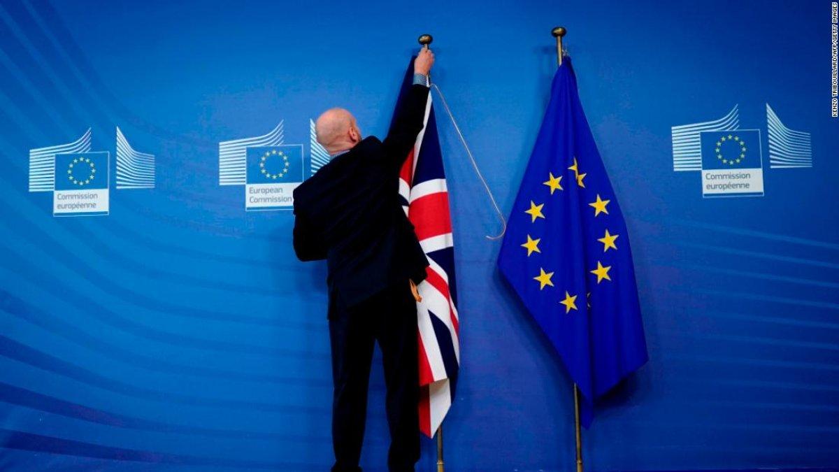 İngiltere'den puan tabanlı göç sistemi