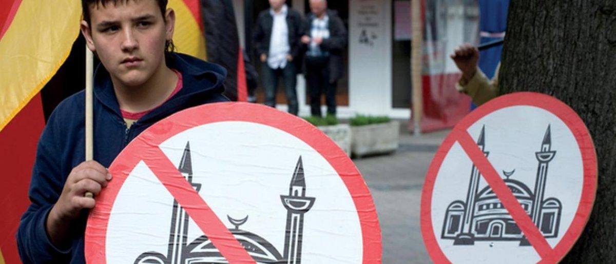 Avrupa ırkçı terörün pençesinde