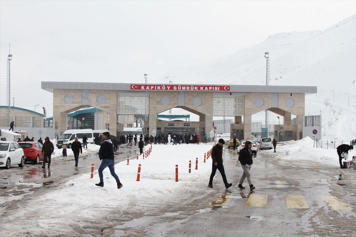 İran sınırında koronavirüs önlemleri