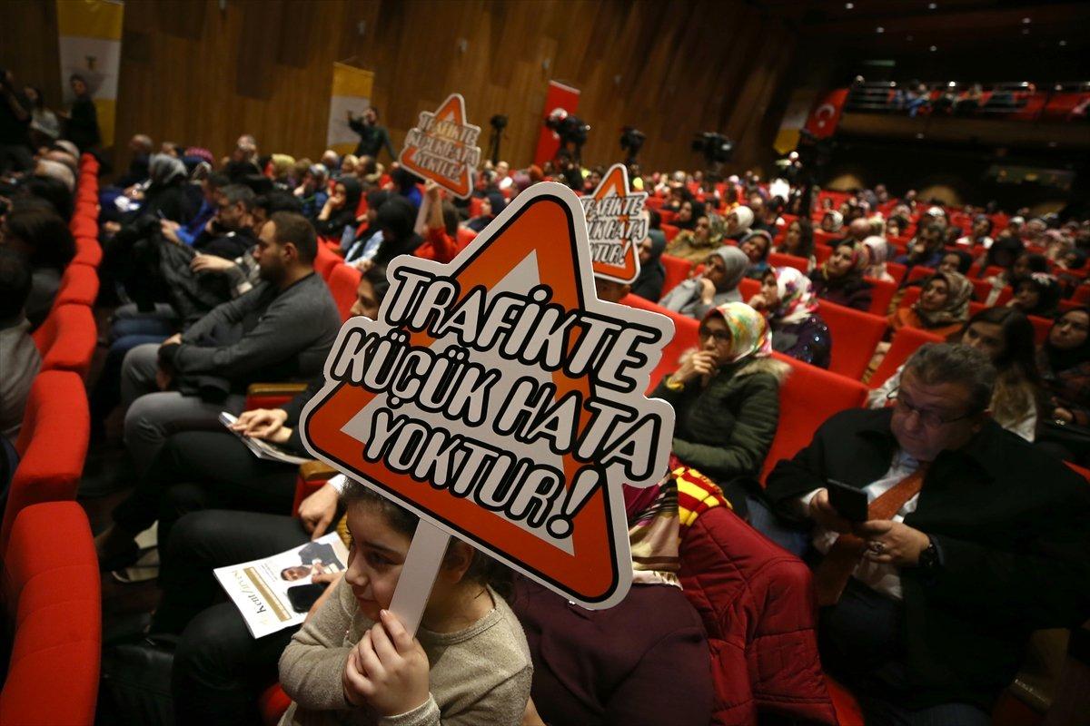 Süleyman Soylu, otobüs firmalarını uyardı: İfşa edeceğiz