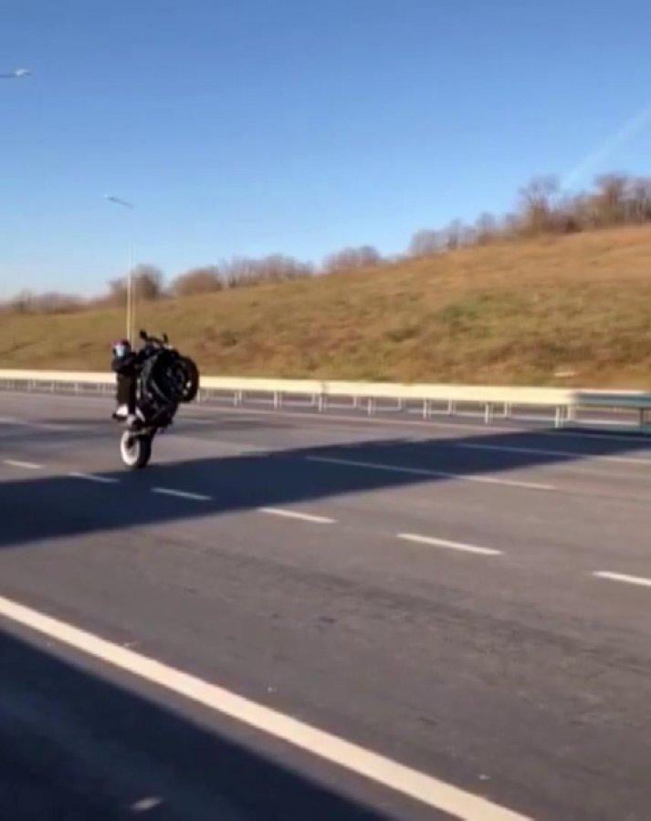 İstanbul’da drift, makas ve tek teker terörü