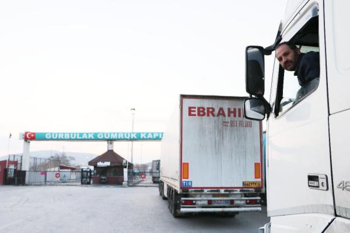 Sınır kapısında tır yoğunluğu