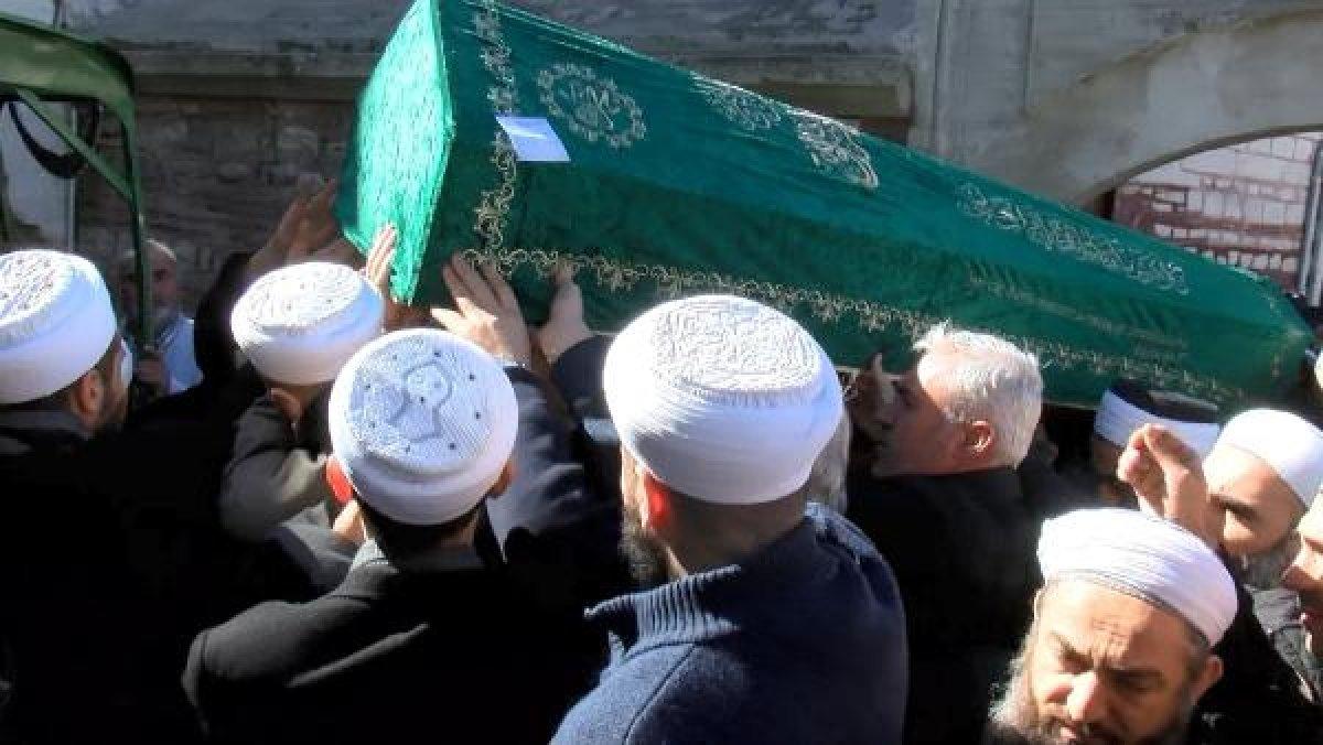 Bayrampaşa'da ağabey ile kardeşe bıçaklı saldırı: 1 ölü