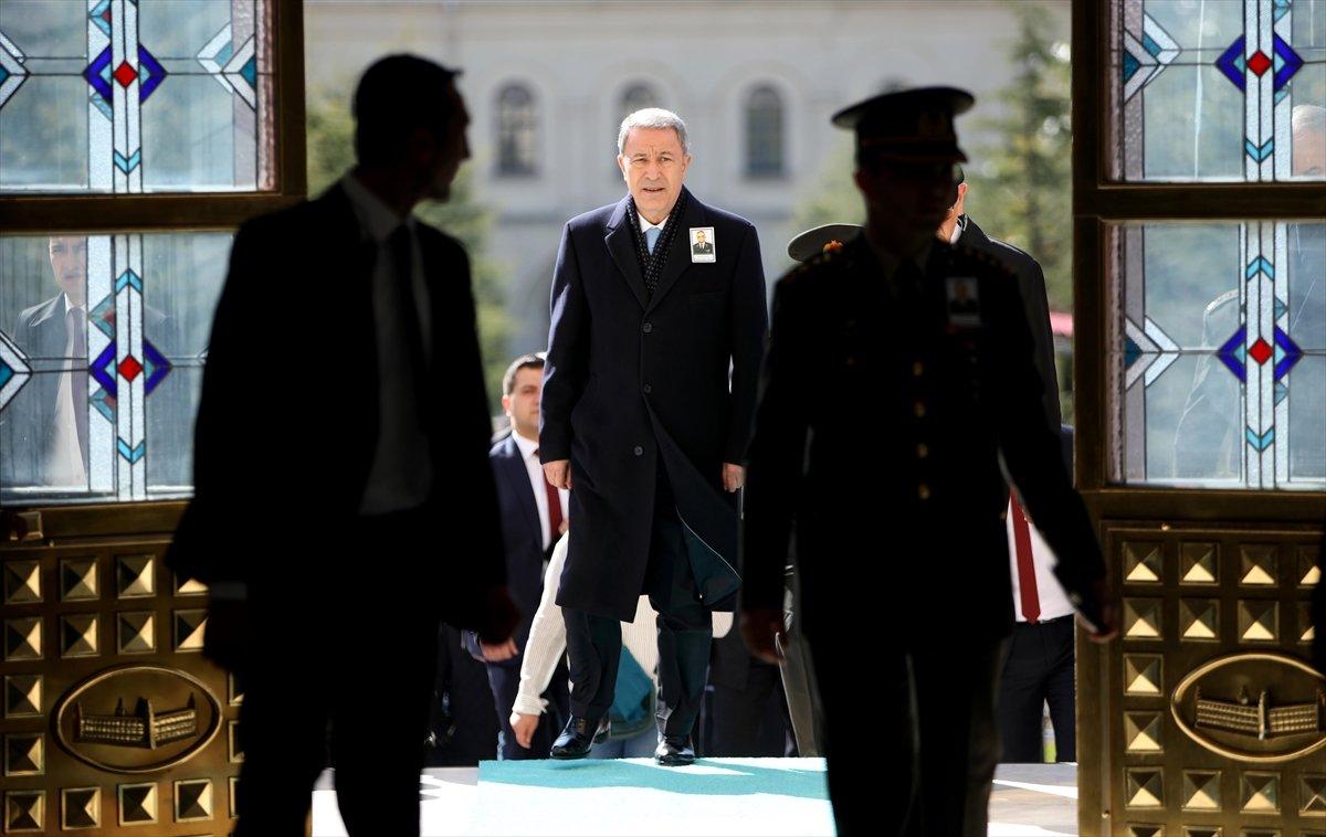 Hikmet Köksal askeri törenle son yolculuğuna uğurlandı