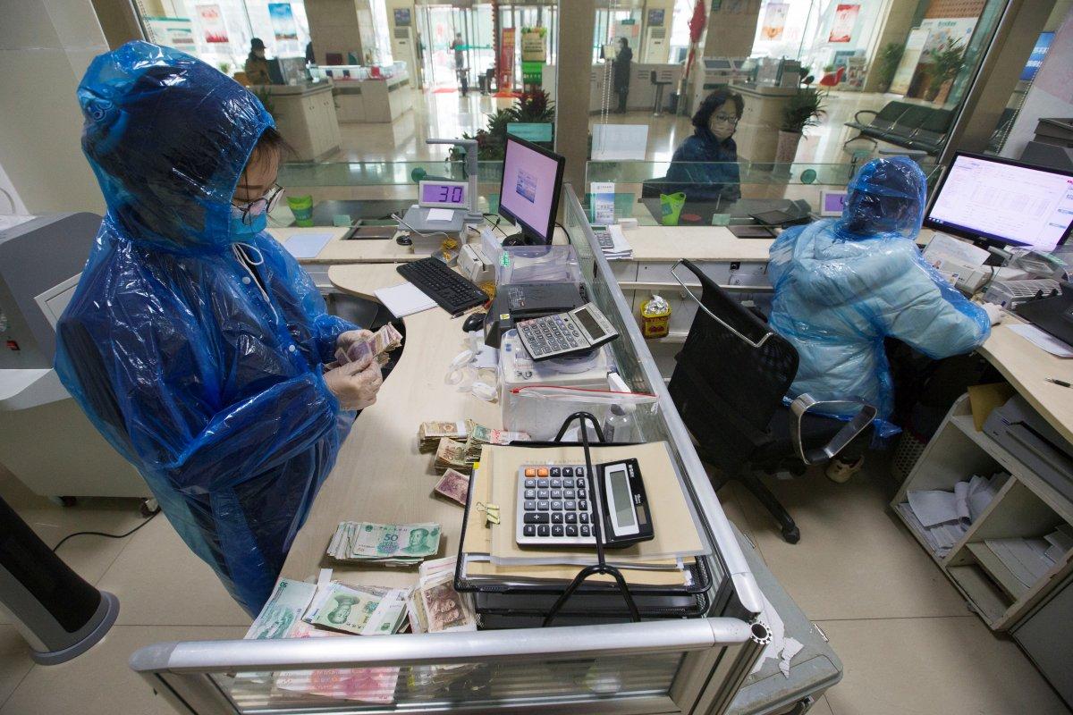 Koronavirüs nedeniyle 2 bin 760 kişi hayatını kaybetti