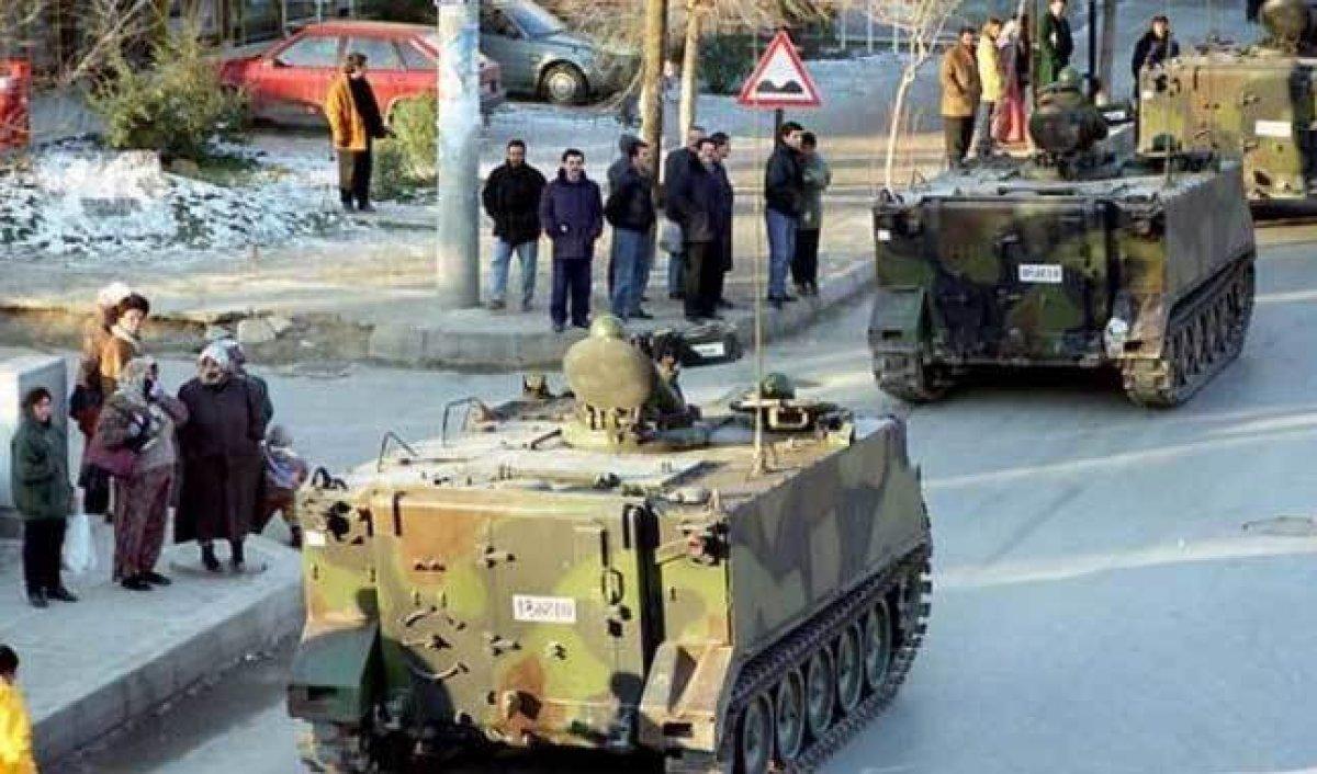 Hikmet Köksal öldü