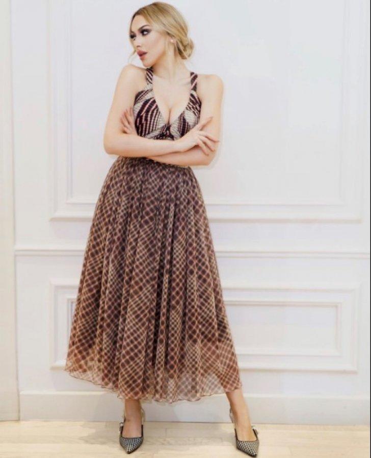 Hadise aşkını ilan etti