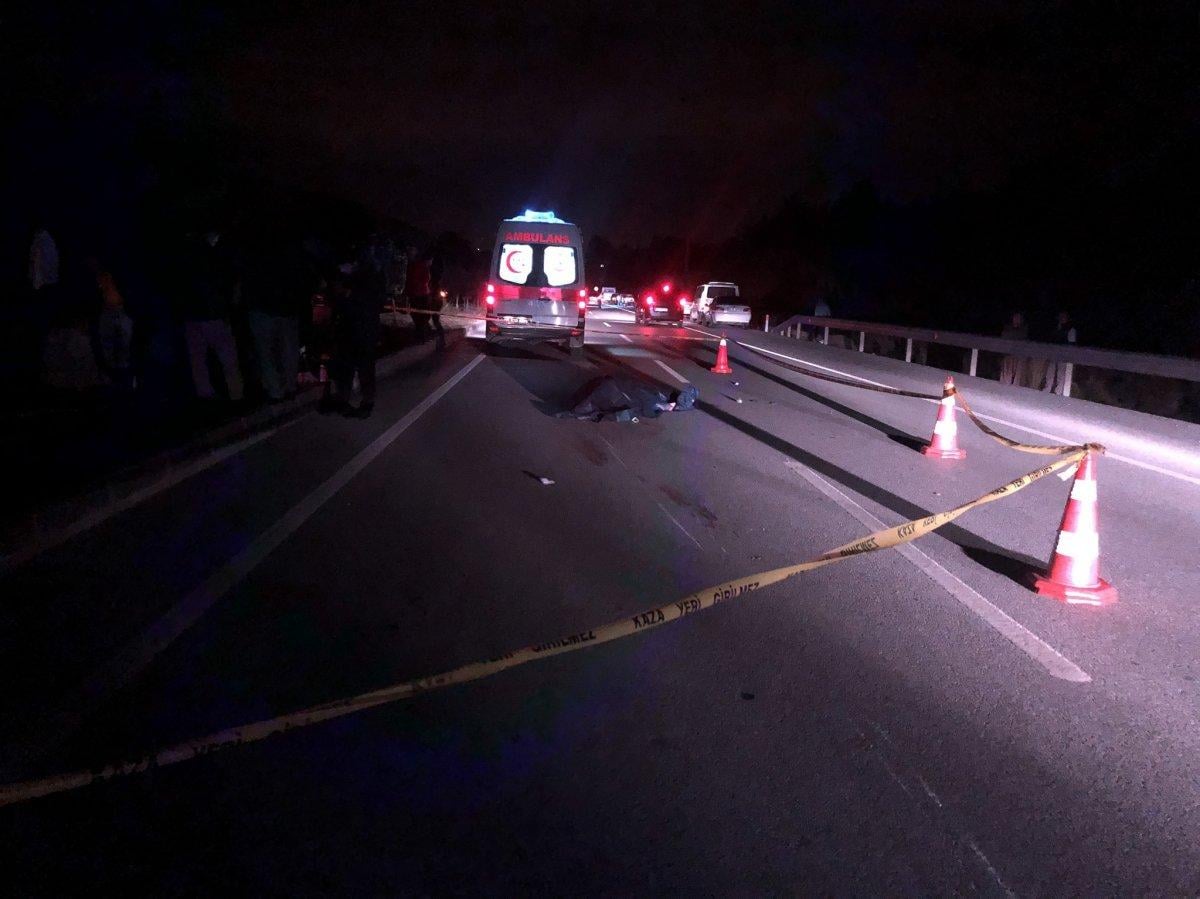 Muğla'da iki motosiklet ve bir kamyon çarpıştı: 1 ölü