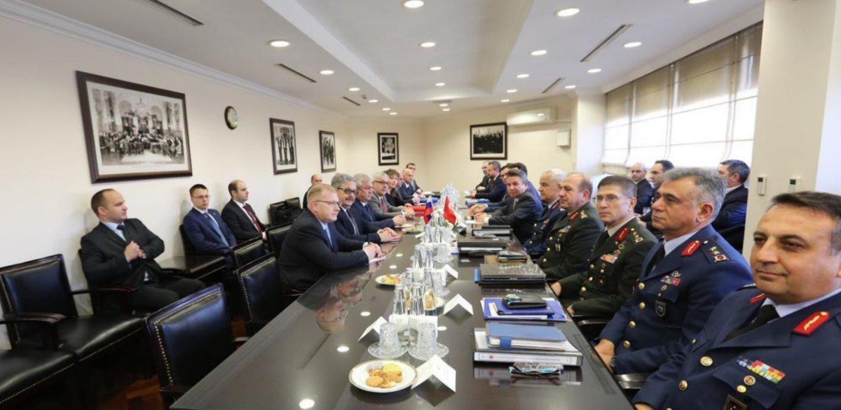 Bakan Akar: İdlib için umutluyuz