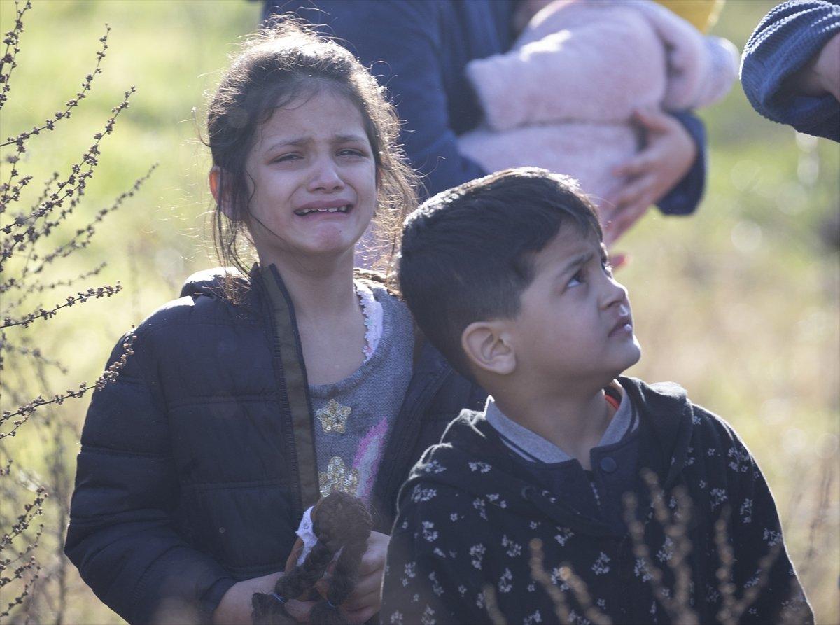 Yunan polisinden göçmenlere biber gazlı müdahale
