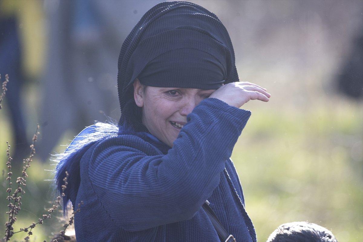 Yunan polisinden göçmenlere biber gazlı müdahale