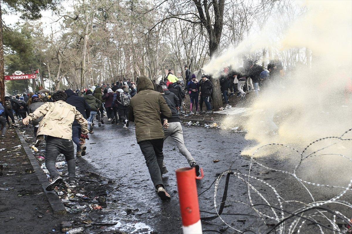 Yunan polisinden mültecilere saldırı