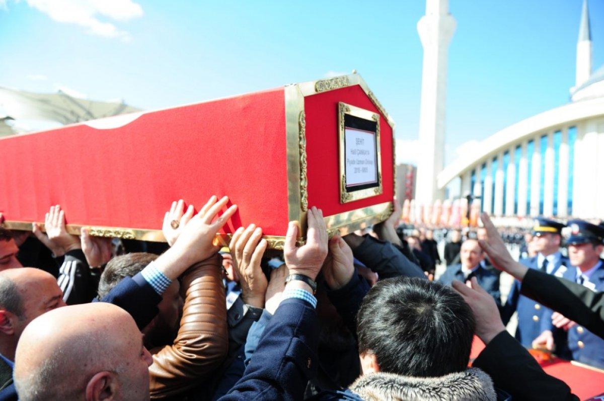 Ankaralı şehidine veda etti