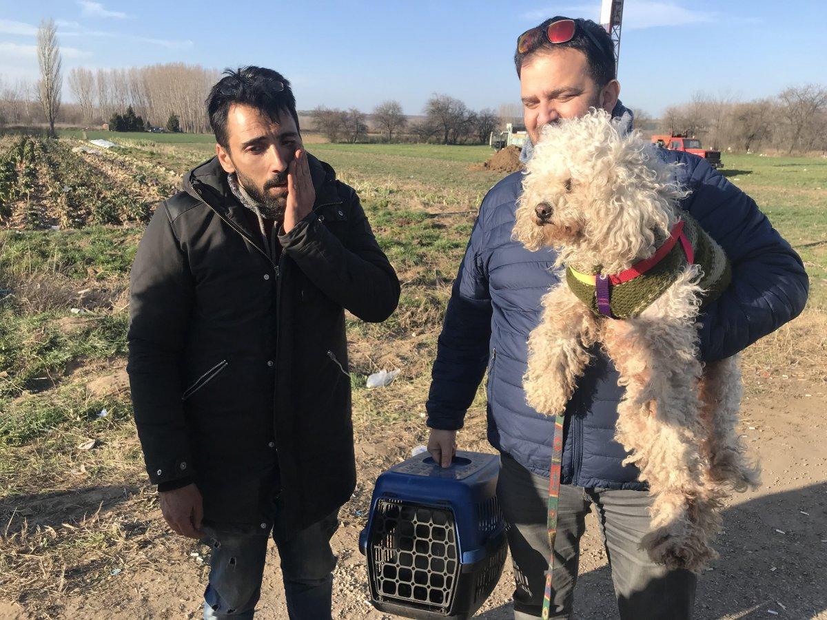 Kedi ve köpeğiyle vedalaşıp sınırı geçti