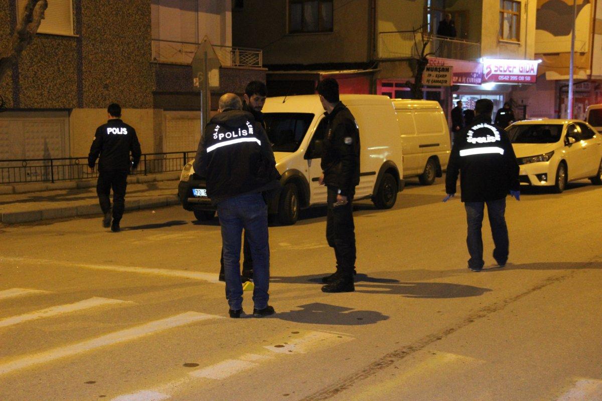 Karaman'da araç içerisindeki gruba silahlı saldırı