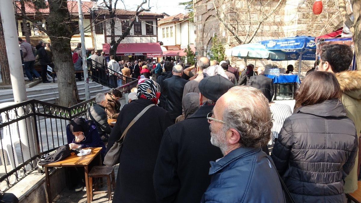 Bursa'da yılda bir defa pişen çorba