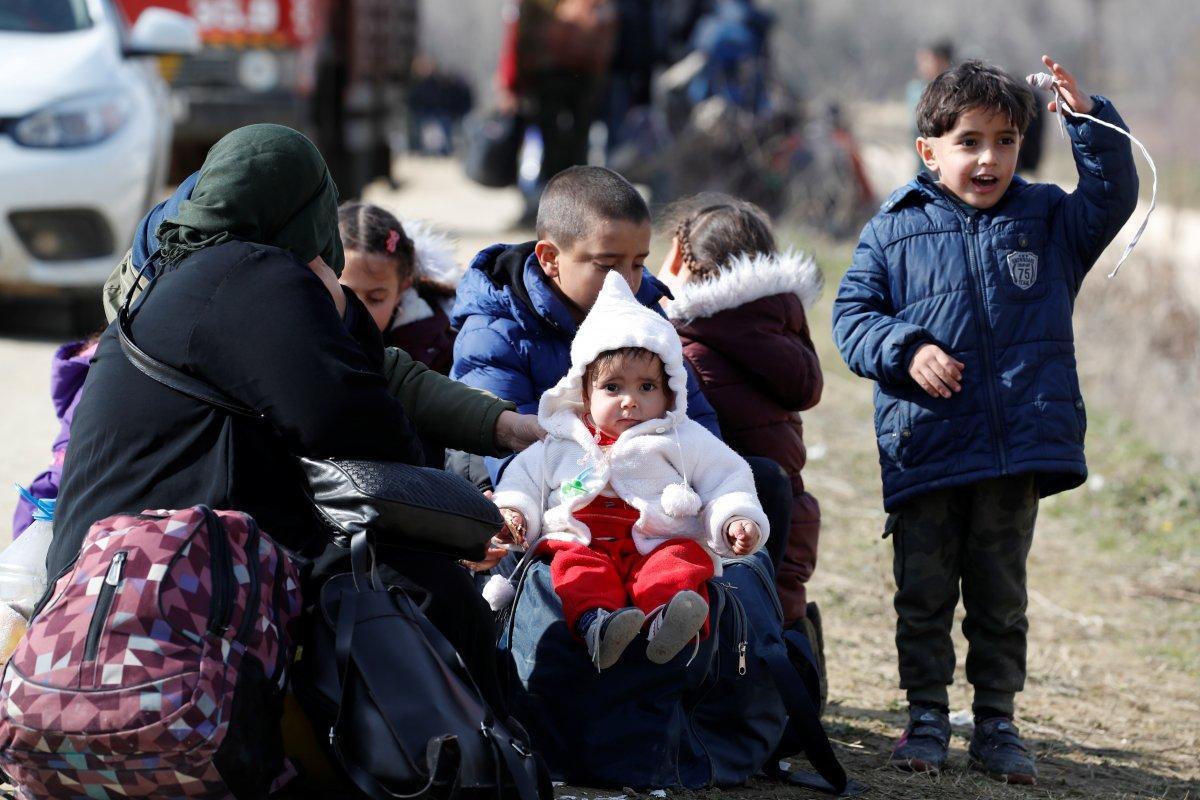 Sınıra göçmen akını devam ediyor