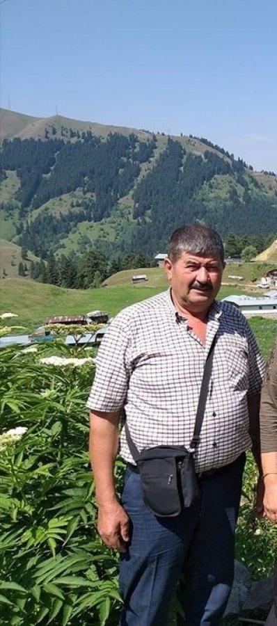 İzmir'de devrilen traktörün altına kalan bir kişi öldü