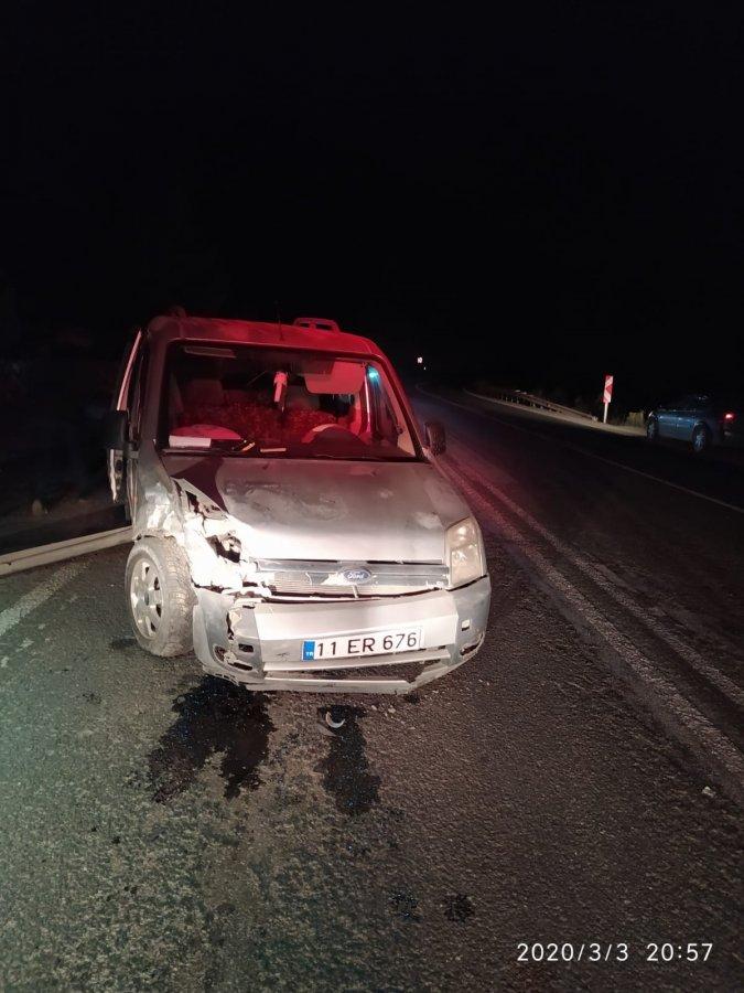 Bilecik'te trafik kazası: 3 yaralı