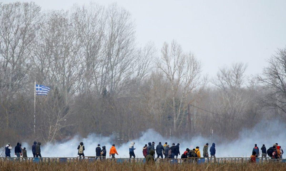 Yunan polisinin göz yaşartıcı bomba stokları bitiyor