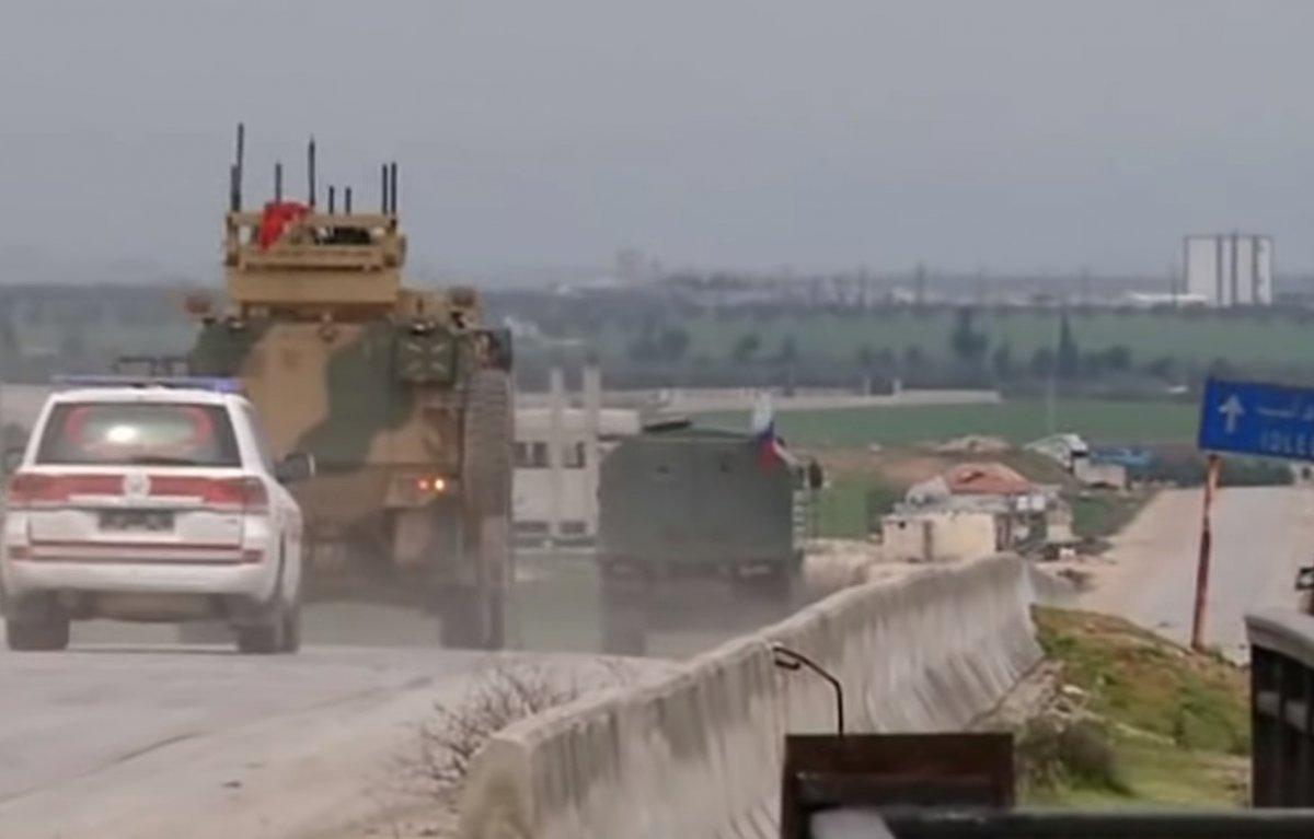 M4 karayolunda Rus-Türk askeri araçları görüldü