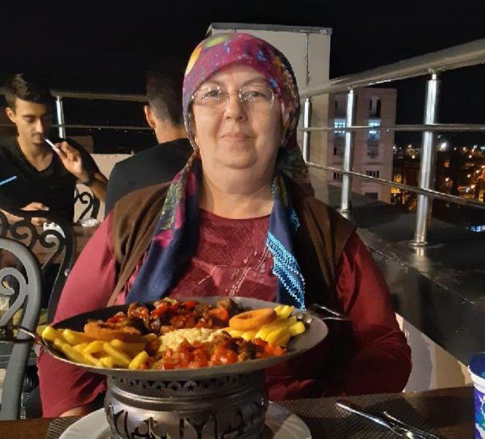 Oda arkadaşının gözlerini oyan kadının cinayeti çıktı