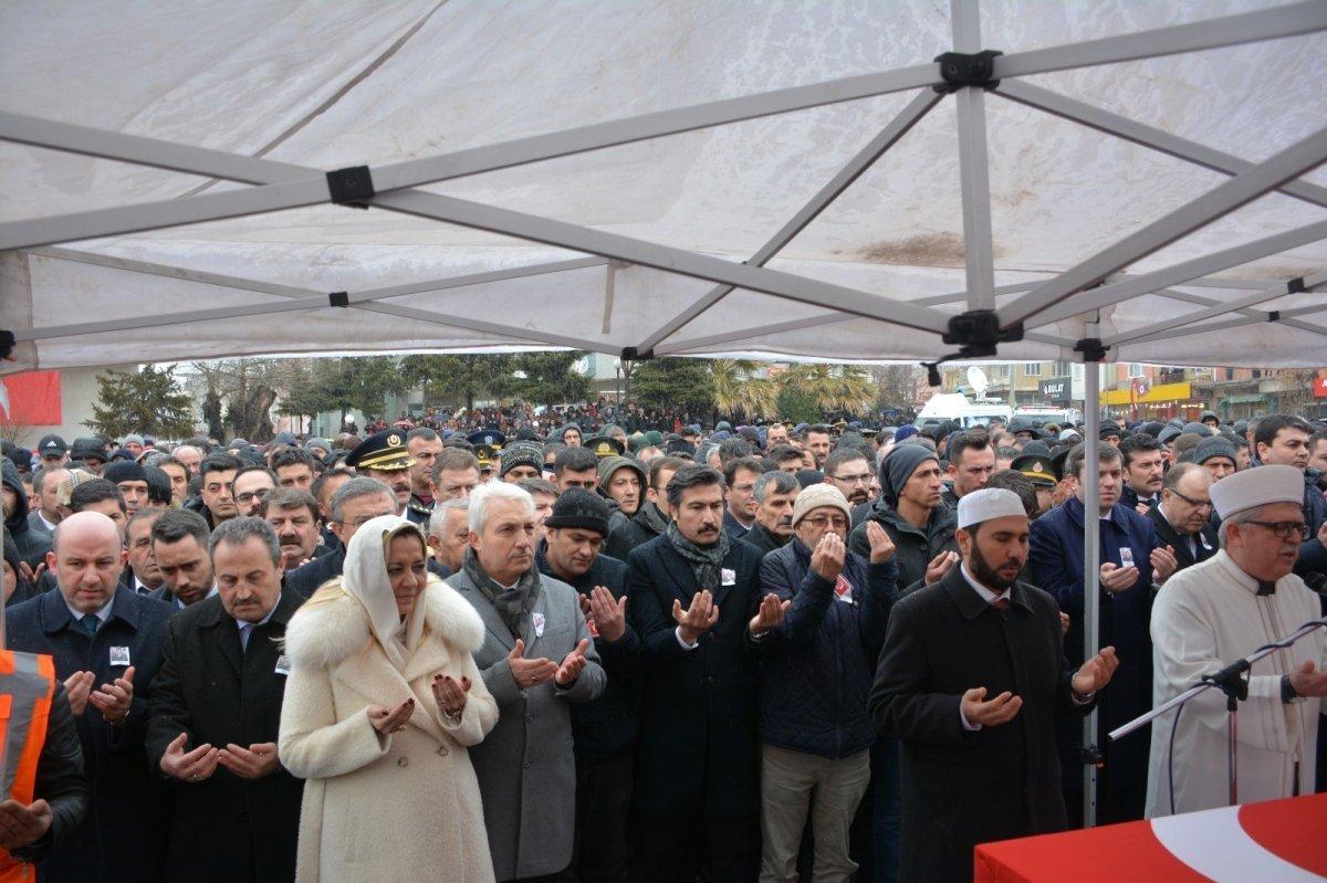 Aylin Cesur tepki çeken görüntülerine yanıt verdi