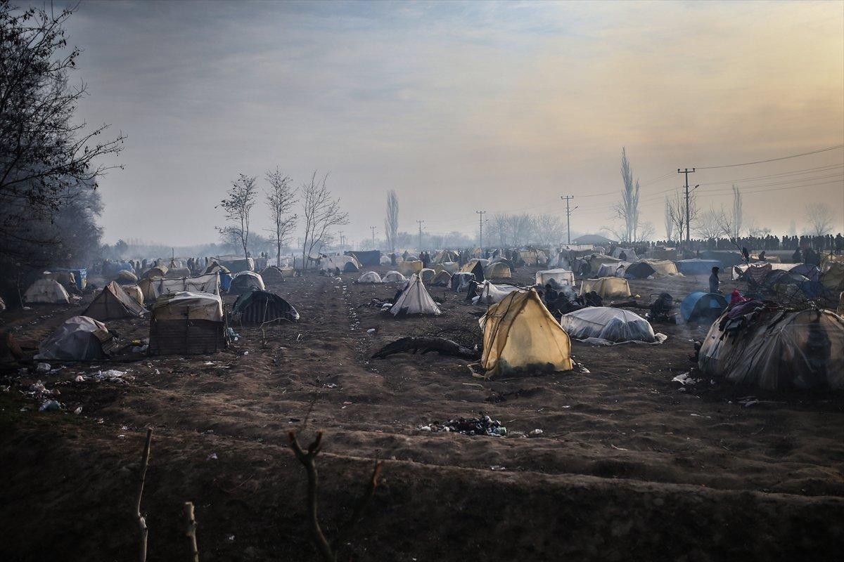 Sığınmacıların Avrupa yolunda umutlu bekleyişi