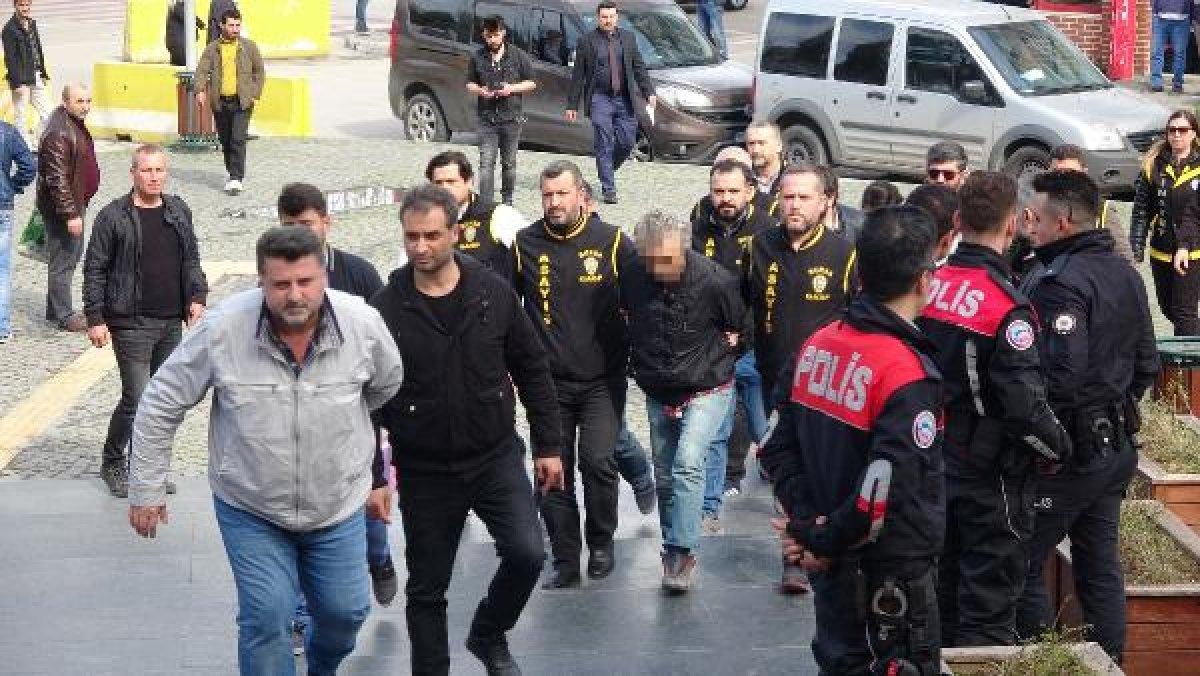 Kayıp olarak aranırken toprağa gömülü cesedi bulundu