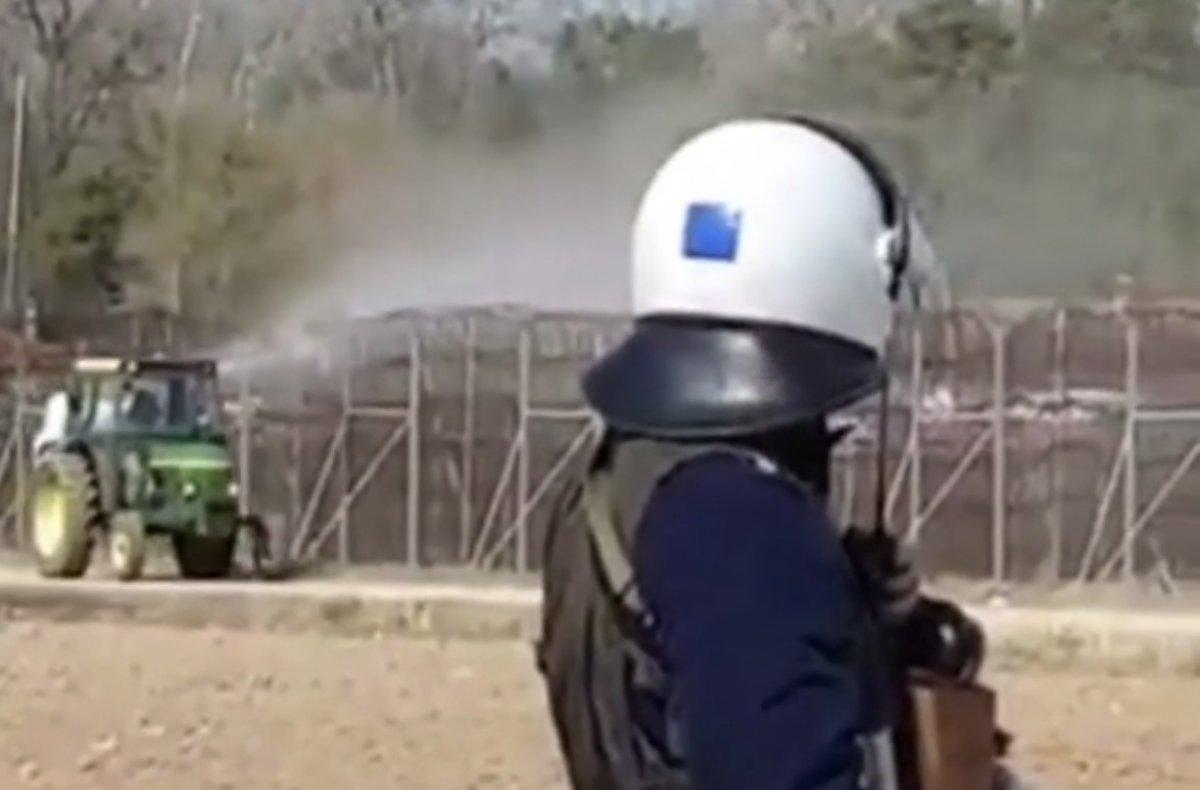 Yunan çiftçiler mültecilere tarım ilacıyla saldırdı