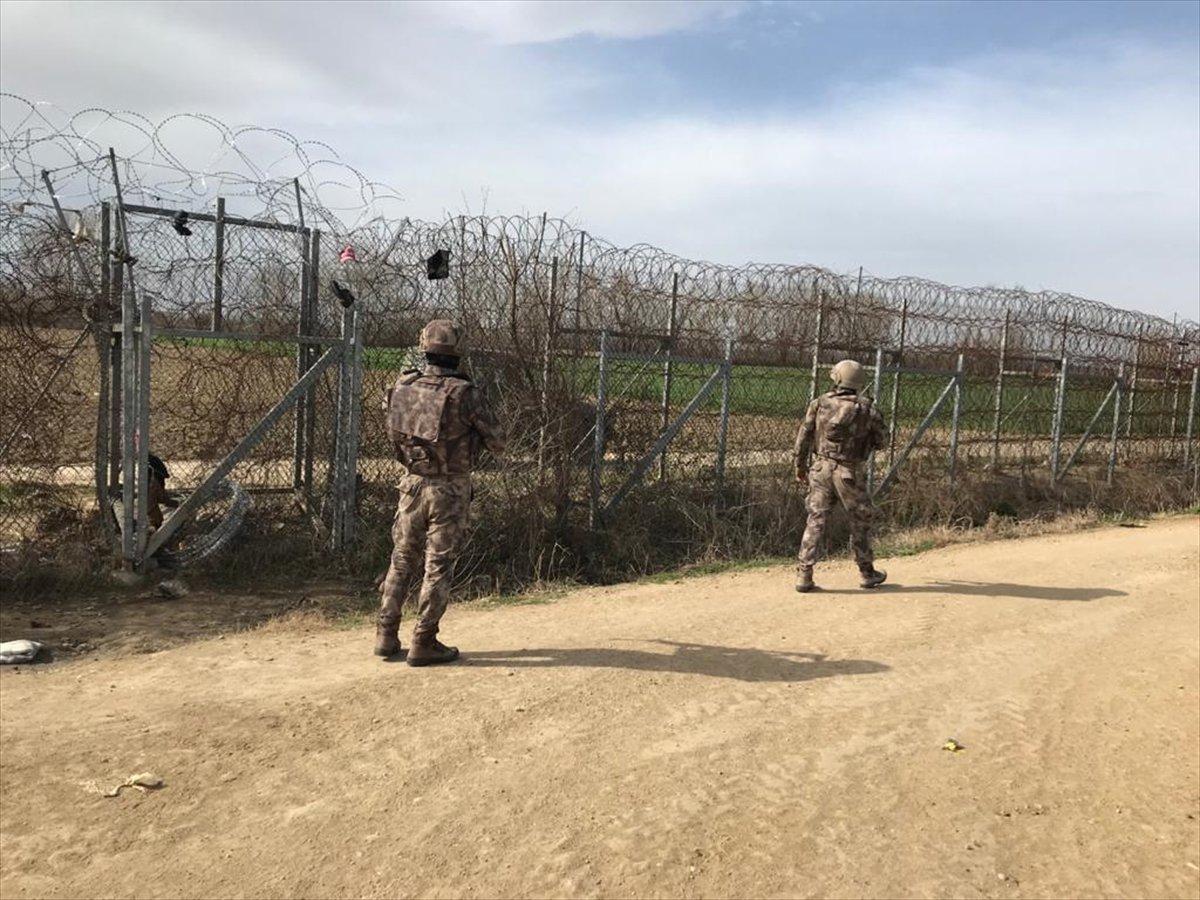 Özel Harekatçılar, Yunan sınırında gece gündüz devriyesini sürdürüyor