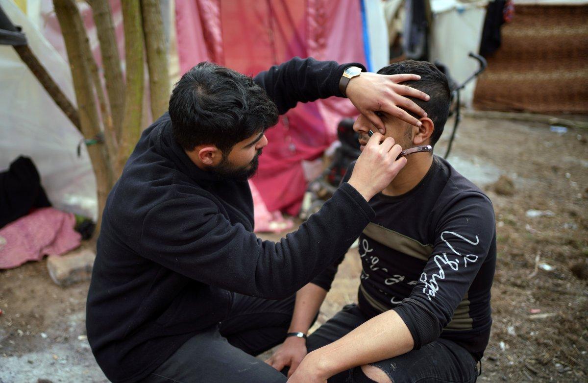 Edirne'de mültecilerin bekleyişi sürüyor