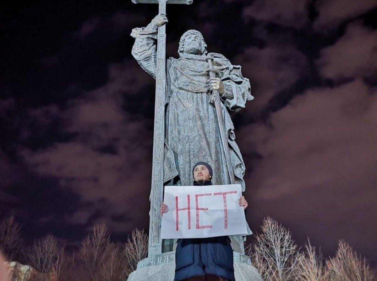 Putin'in görev süresi nedeniyle protestolar başladı