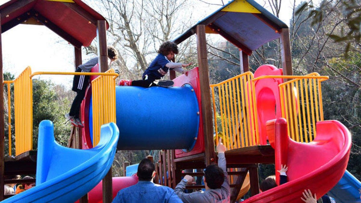 Hande Ataizi: Çocuk bu, düşer