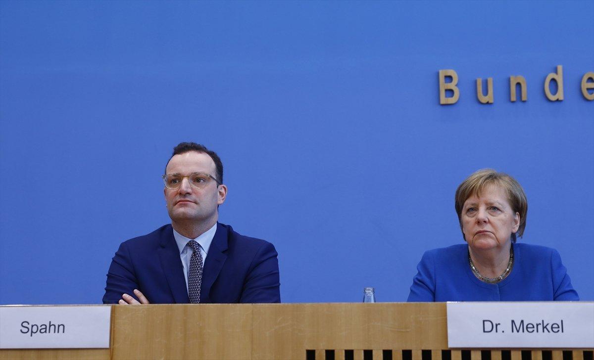 Almanya'da koronadan ölenlerin sayısı 3'e yükseldi