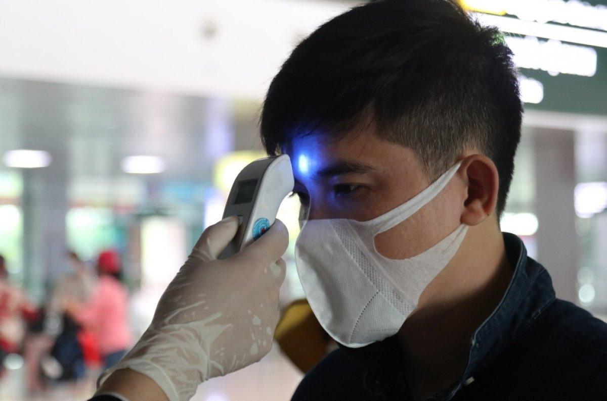 Vietnam’da 2 yaşındaki bebek koronaya yakalandı