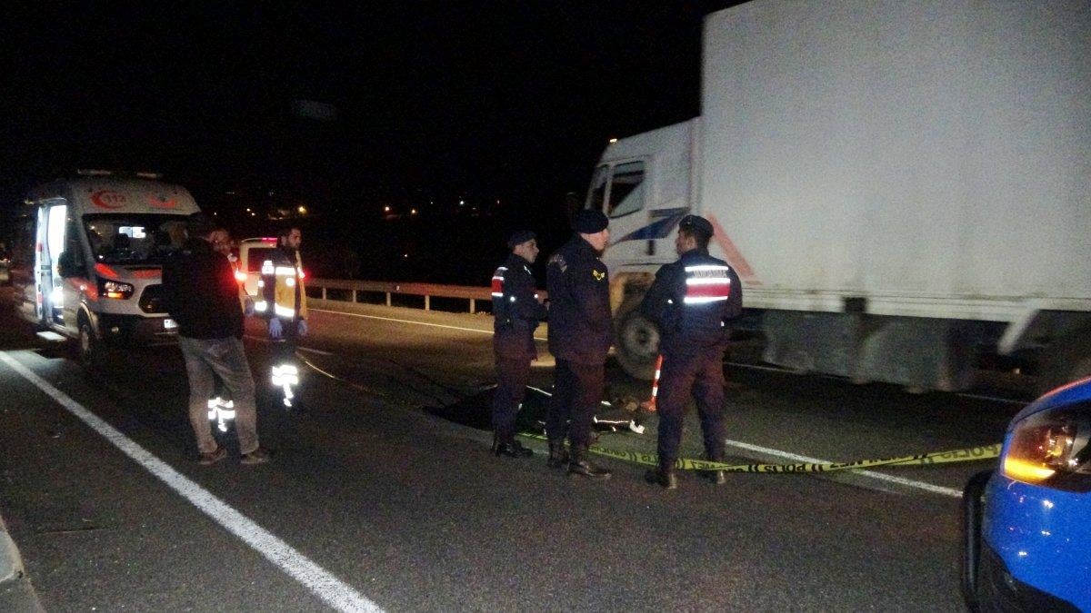 Uşak'ta kaza yapan motosiklet sürücüsü yaşamını yitirdi