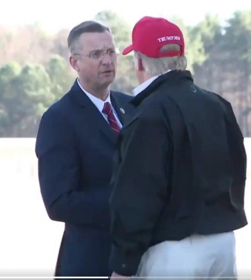 Trump korona testi yaptırdı