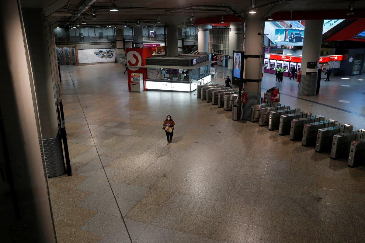 İspanya'da gereksiz sokağa çıkanlara para cezası