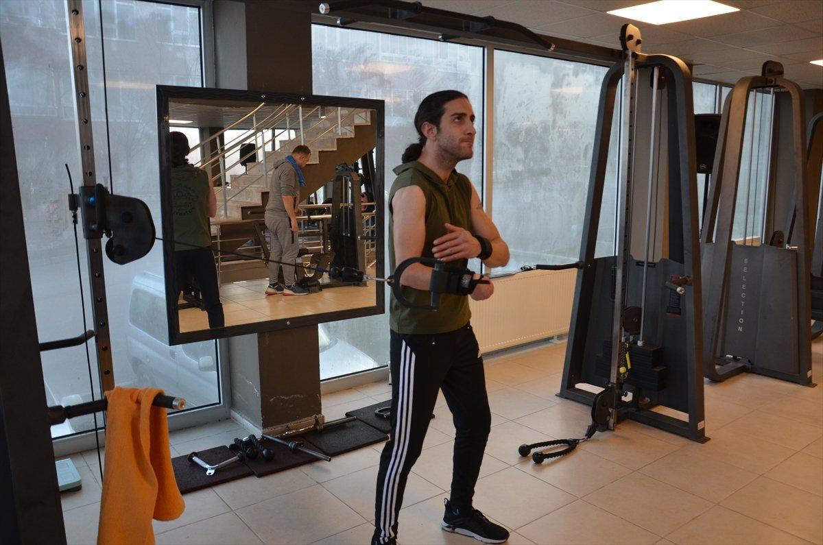 Engelli genç, spor azmiyle örnek oluyor