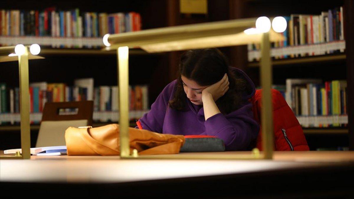 Bakanlığa bağlı kütüphaneler hizmete kapatılacak