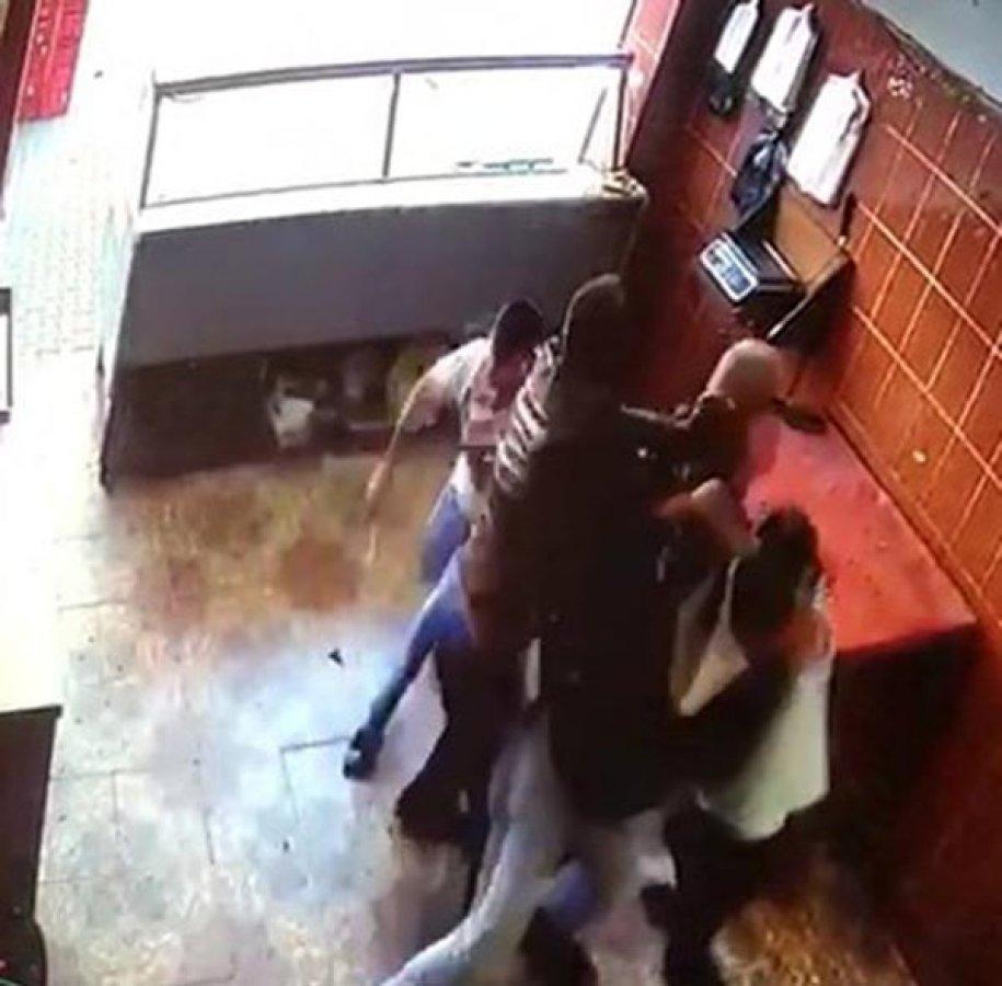 Adana'da bıçaklı cinayet