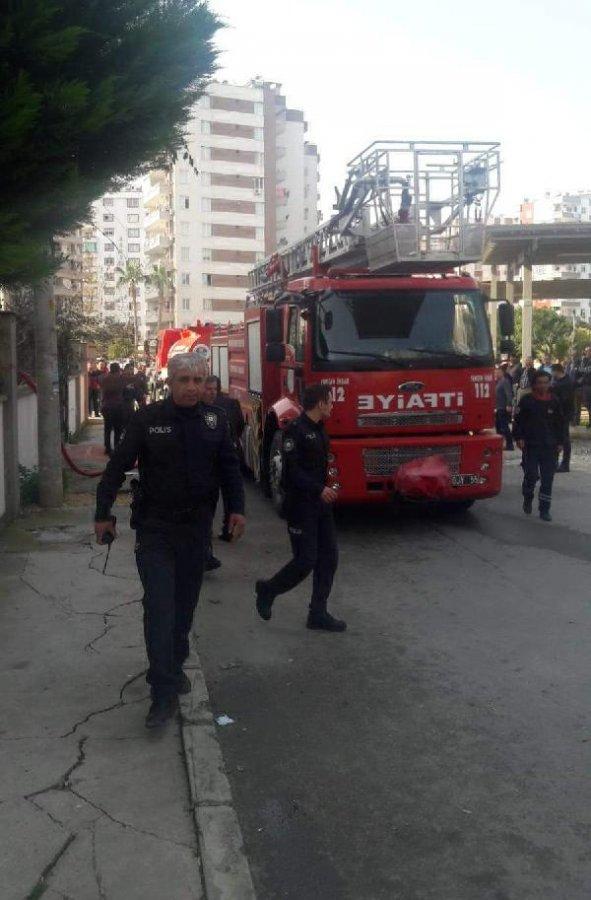 Mersin'deki yangın sonrası itfaiye amirine el çektirildi