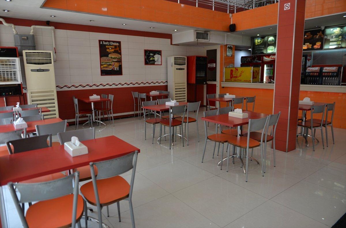 İran'da koronavirüs nedeniyle ölenlerin sayısı 853 oldu