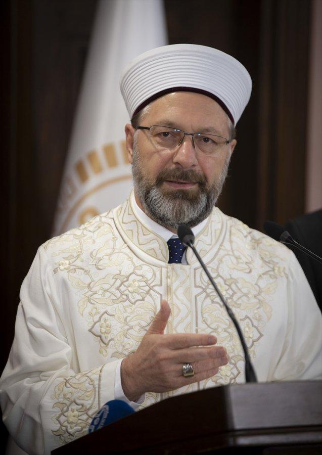 Ali Erbaş: Namazlar evde kılınmalı