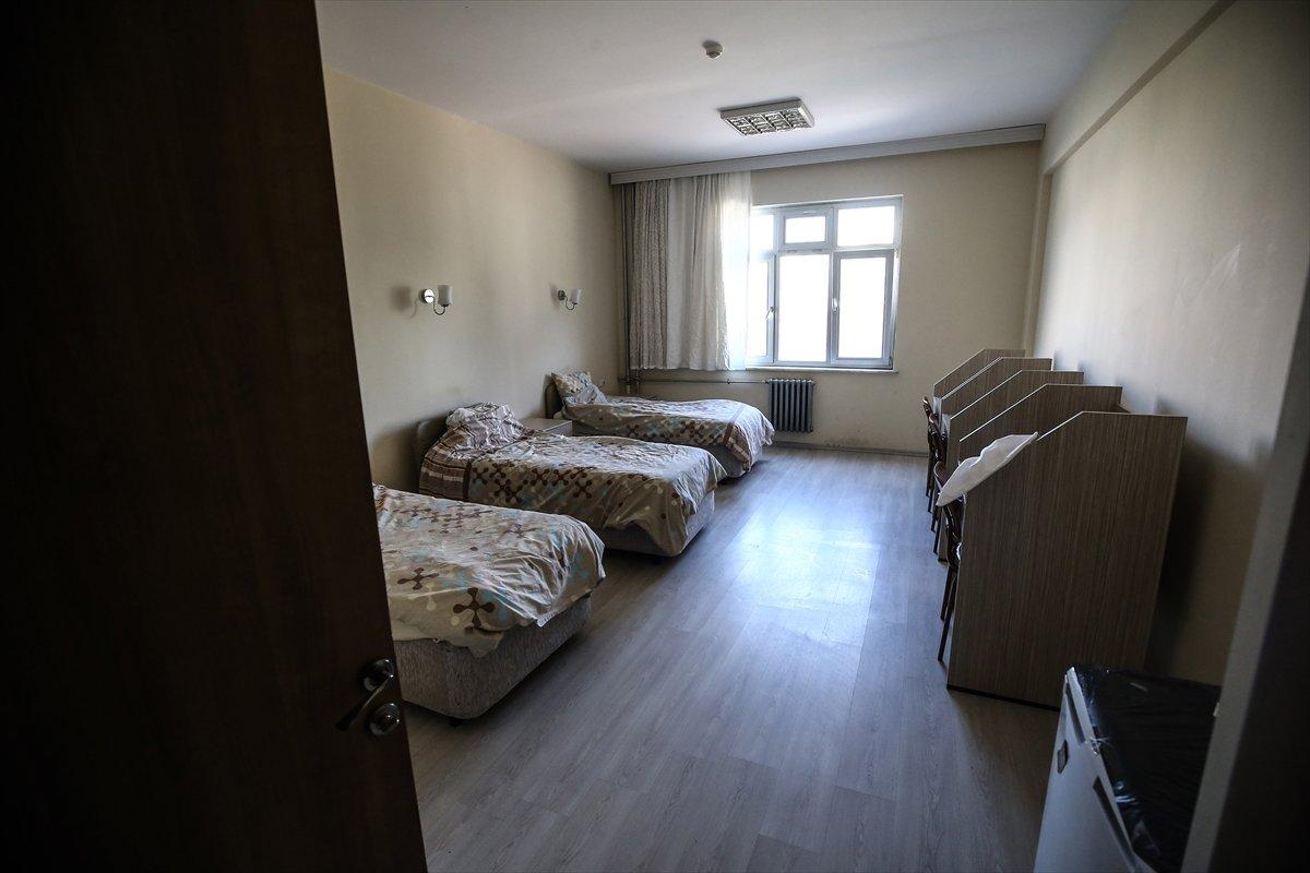 Karantina yurtlarında temizlik yapıldı